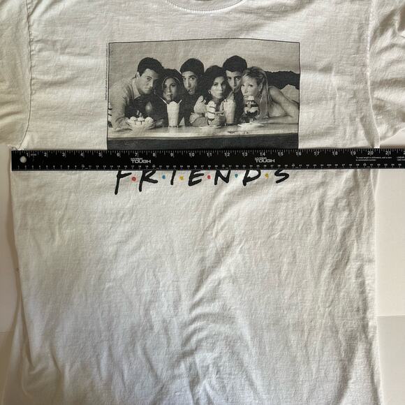 💥Fruit Of The Loom Unisex HD Cotton FRIENDS TV Graphic‎ T-Shirt size Large White - Picture 5 of 6